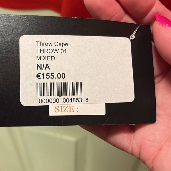 Donegal tweed garment by Triona Design direct from Donegal Ireland Red wool wrap - Picture 6 of 7